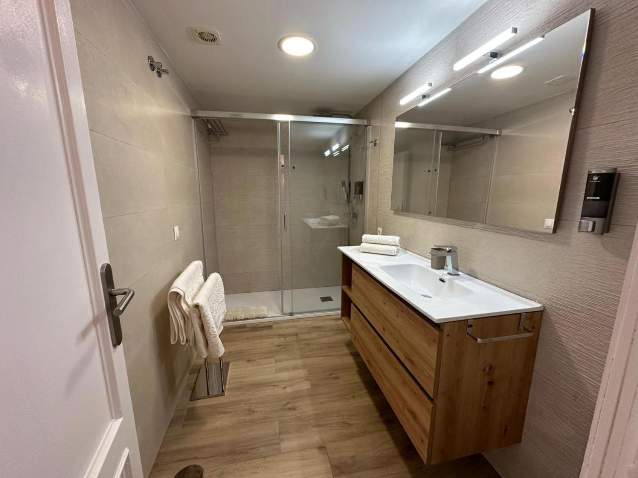 Luceros 310 New Apartment Alicante Bagian luar foto
