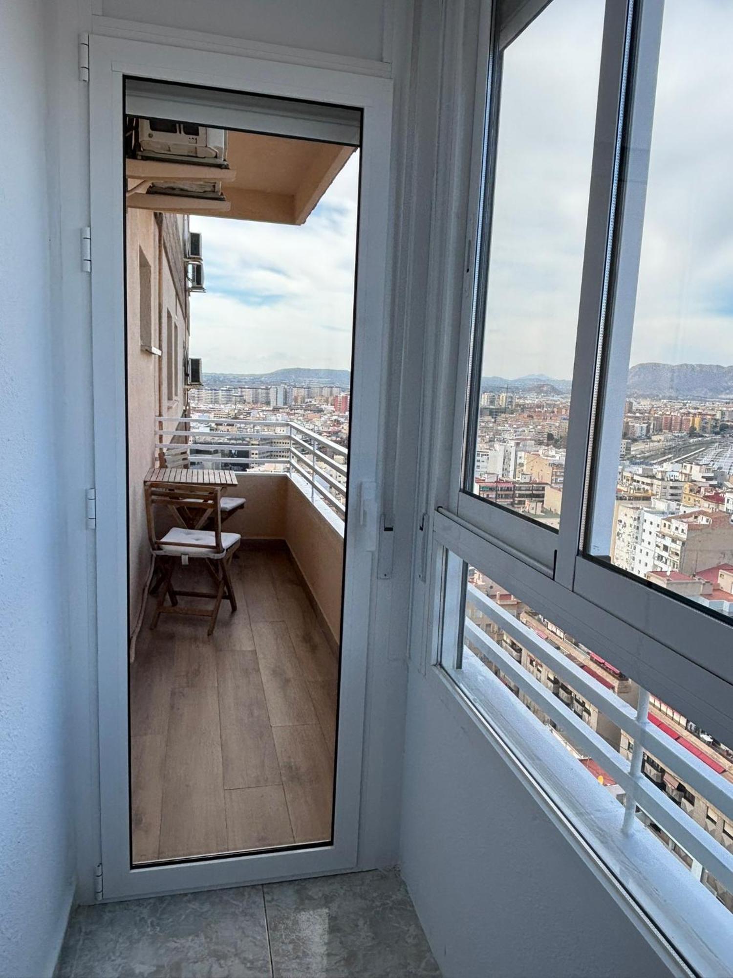 Luceros 310 New Apartment Alicante Bagian luar foto